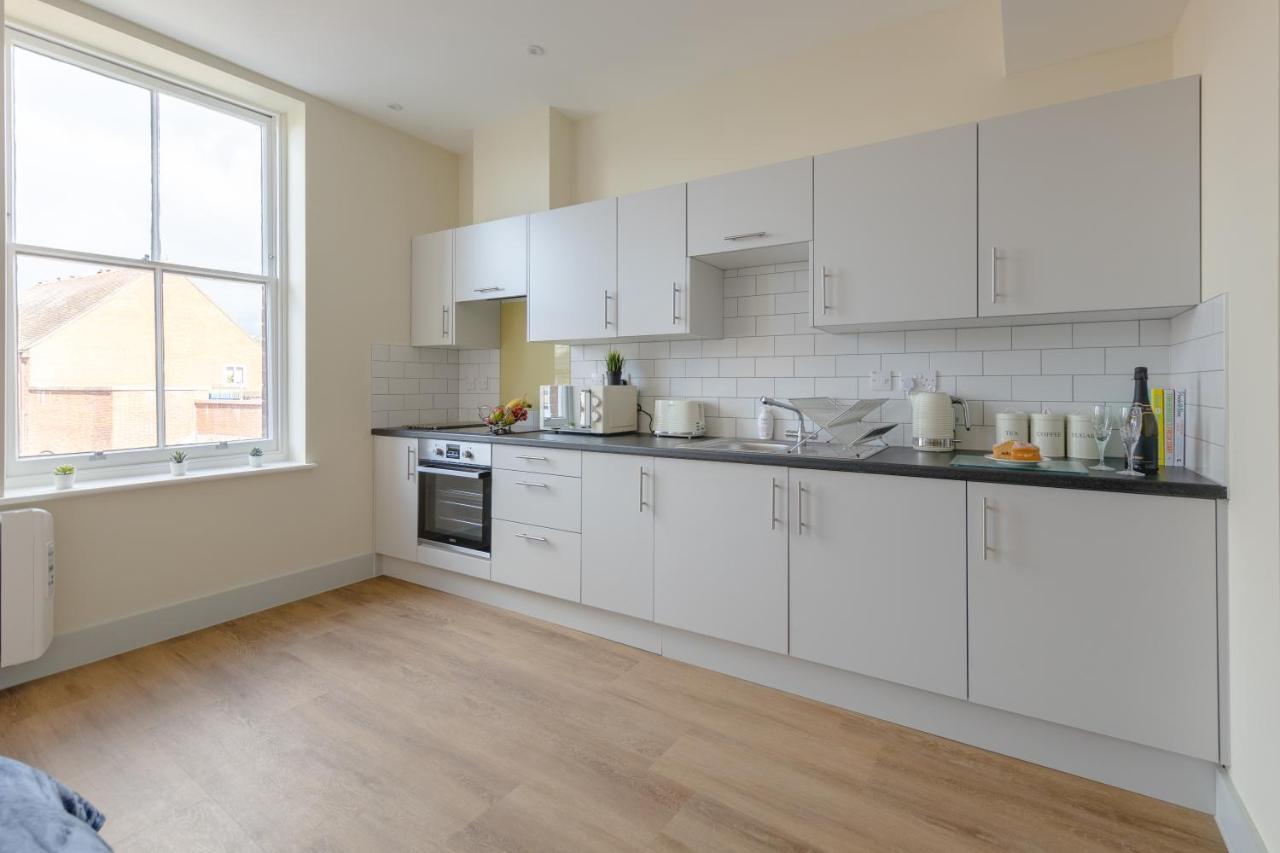 Hereford City Centre - Apartment 7, Isabella House - Modern Apartment In The Heart Of The City - Sleeps 2 Guests - Hosted By Rentmyhouse Exteriör bild