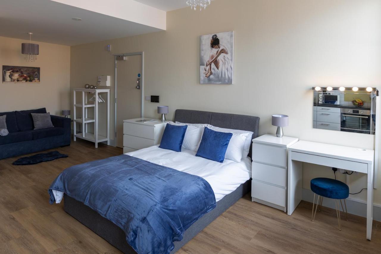 Hereford City Centre - Apartment 7, Isabella House - Modern Apartment In The Heart Of The City - Sleeps 2 Guests - Hosted By Rentmyhouse Exteriör bild
