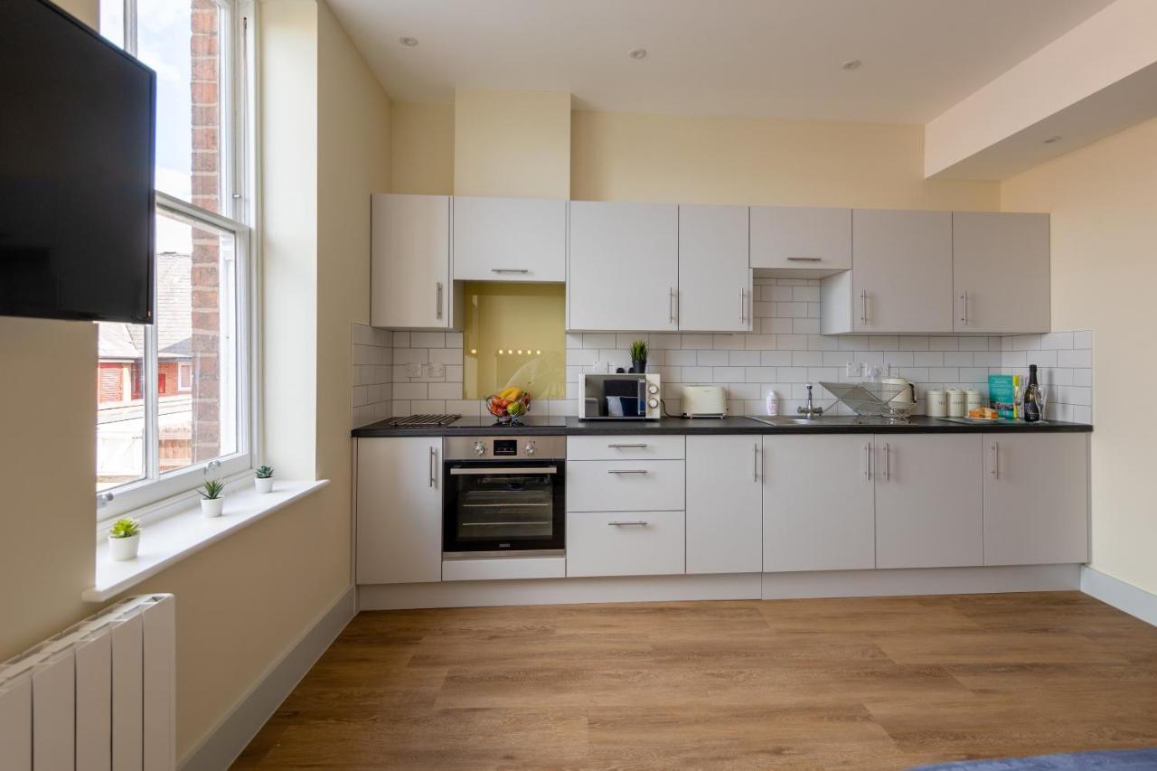 Hereford City Centre - Apartment 7, Isabella House - Modern Apartment In The Heart Of The City - Sleeps 2 Guests - Hosted By Rentmyhouse Exteriör bild